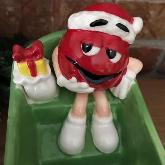 Rare M&M’s Sleigh Holiday Candy Dish - Picture 12 of 12